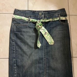 Ellie Tahari Jean skirt size 6